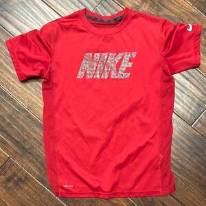 Nike Graphic Red Tee Sz XL